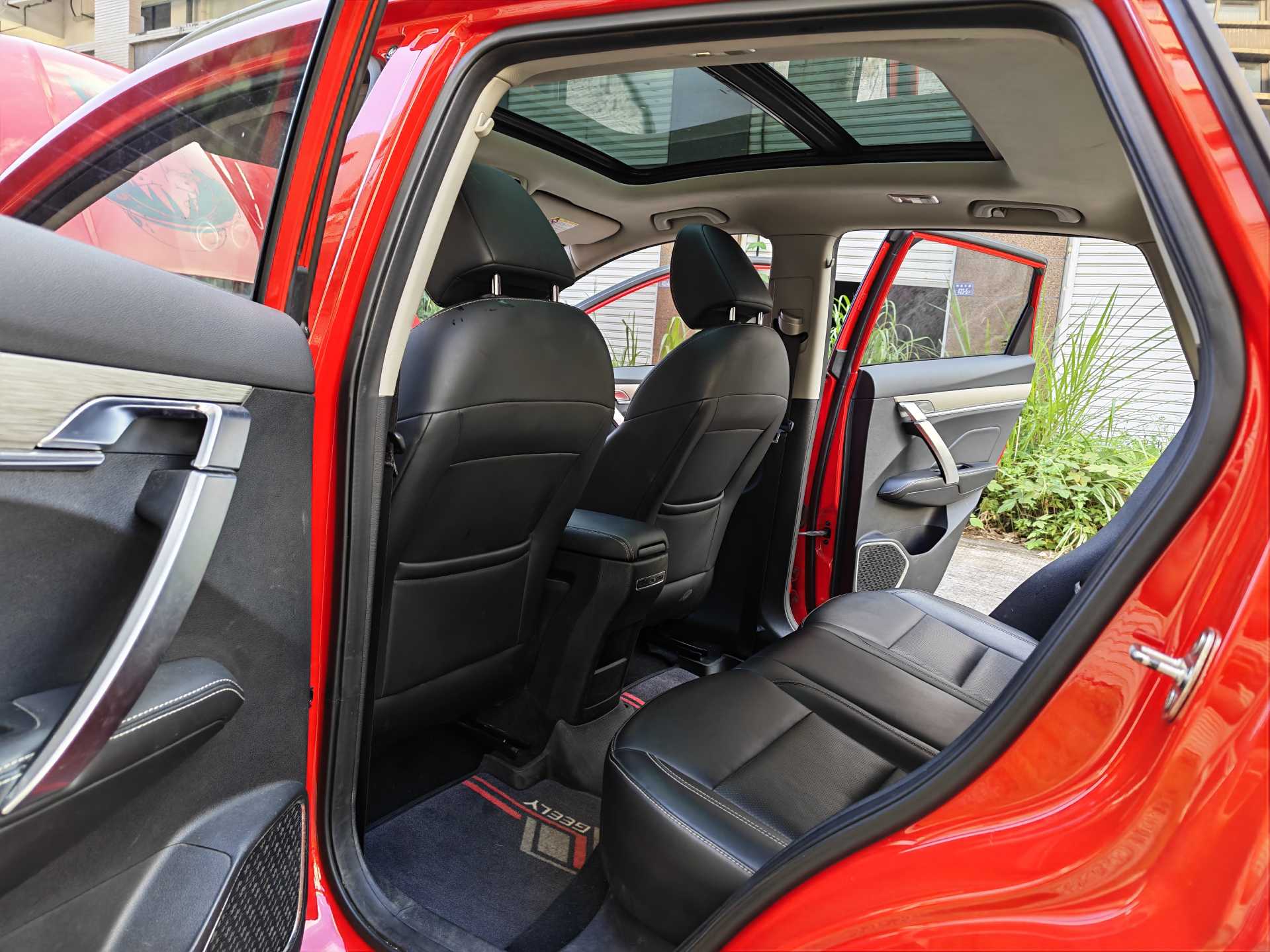GEELY Coolray 2019 immagine di auto #18