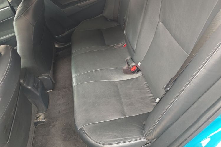 Toyota Corolla Hybird E+ 2019 immagine di auto #13