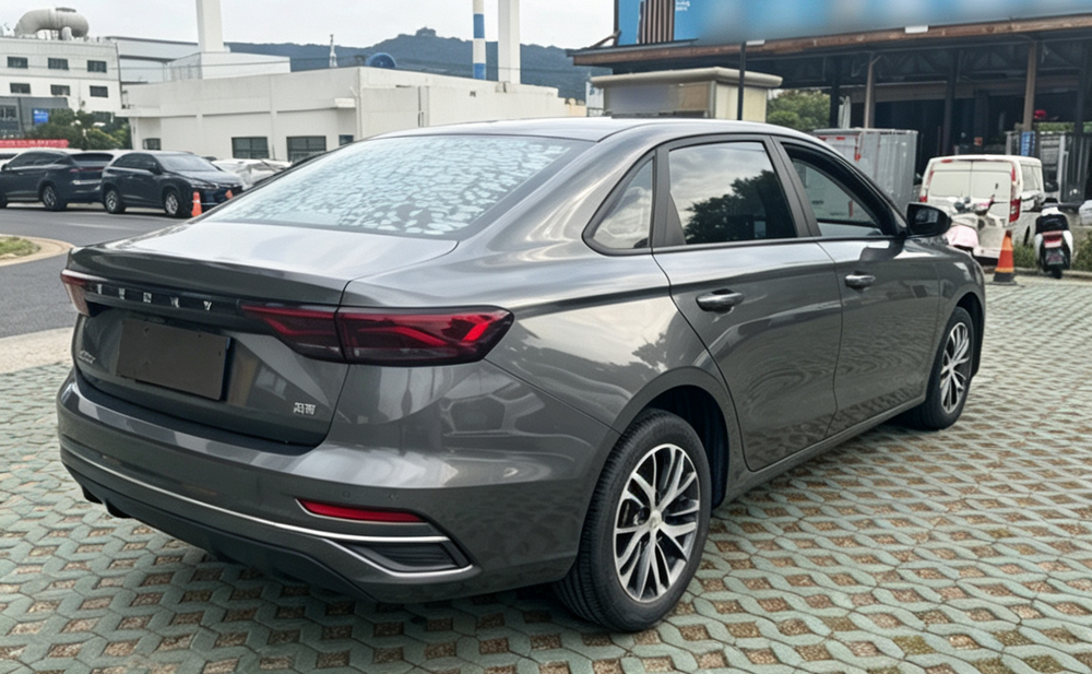GEELY Emgrand 2022 #6 GEELY Emgrand 2022 imagem de carro #6
