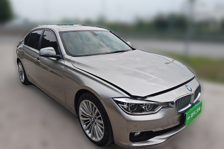 BMW 3 Series 2018 car image #4