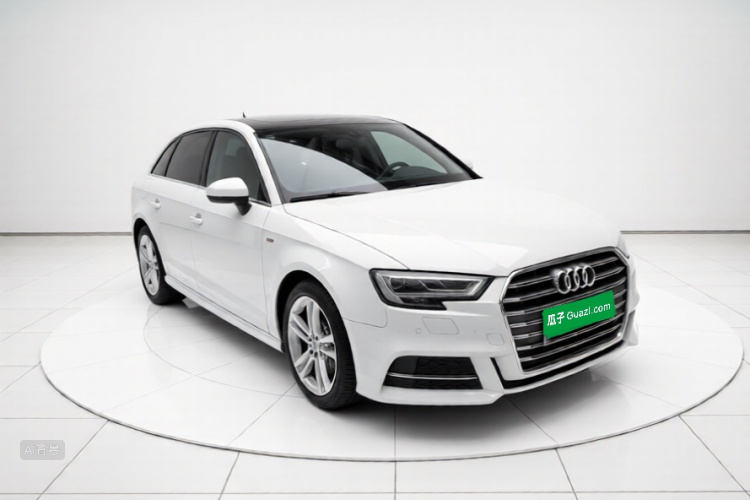 Audi A3 2021 car image #4