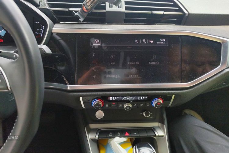 Audi Q3 2019 #15 Audi Q3 2019 car image #15
