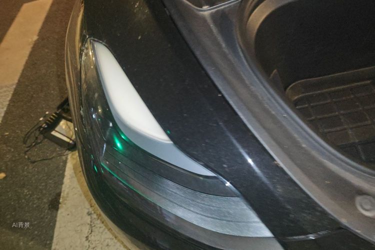 Tesla Model Y 2023 #8 Tesla Model Y 2023 car image #8