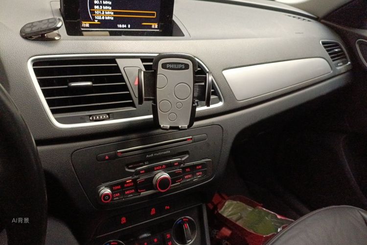 Audi Q3 2019 #15 Audi Q3 2019 car image #15