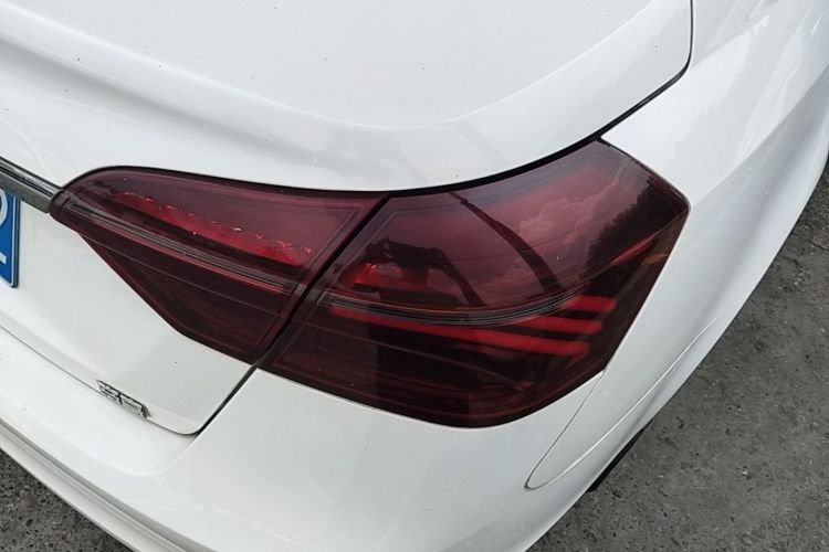 GEELY Emgrand 2020 #8 GEELY Emgrand 2020 car image #8
