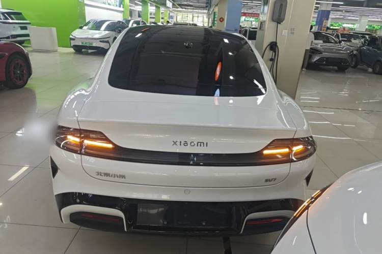 MI SU7 2024 car image #6