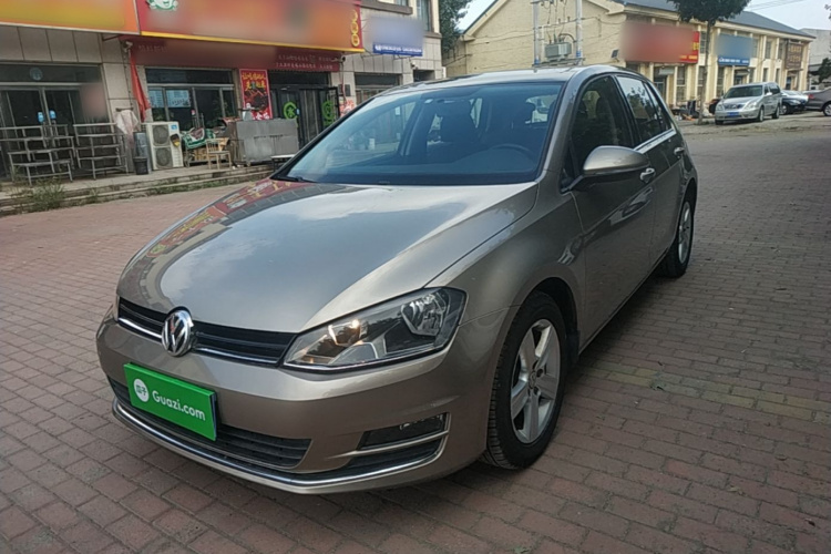 Volkswagen Golf 2016 car image #2