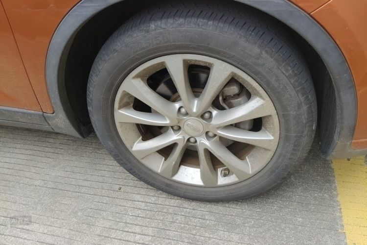 GEELY Emgrand GS 2016 car image #9