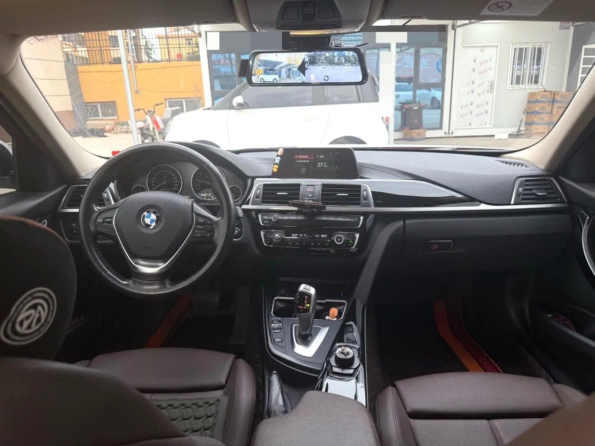 BMW 3 Series 2018 car image #5