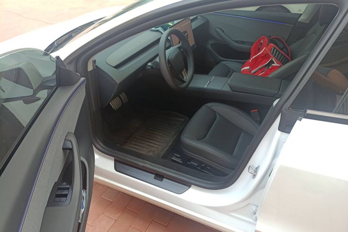 Tesla Model 3 2026 #23 Tesla Model 3 2026 car image #23