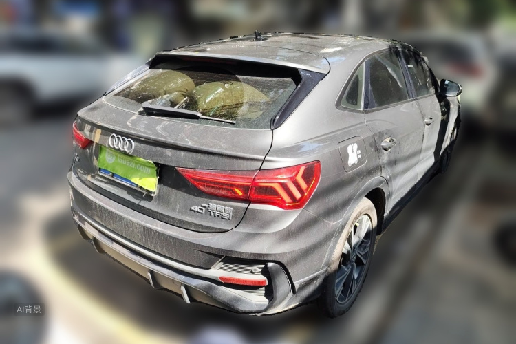 Audi Q3 2021 car image #7