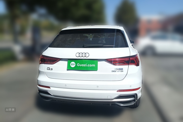 Audi Q3 2020 car image #6