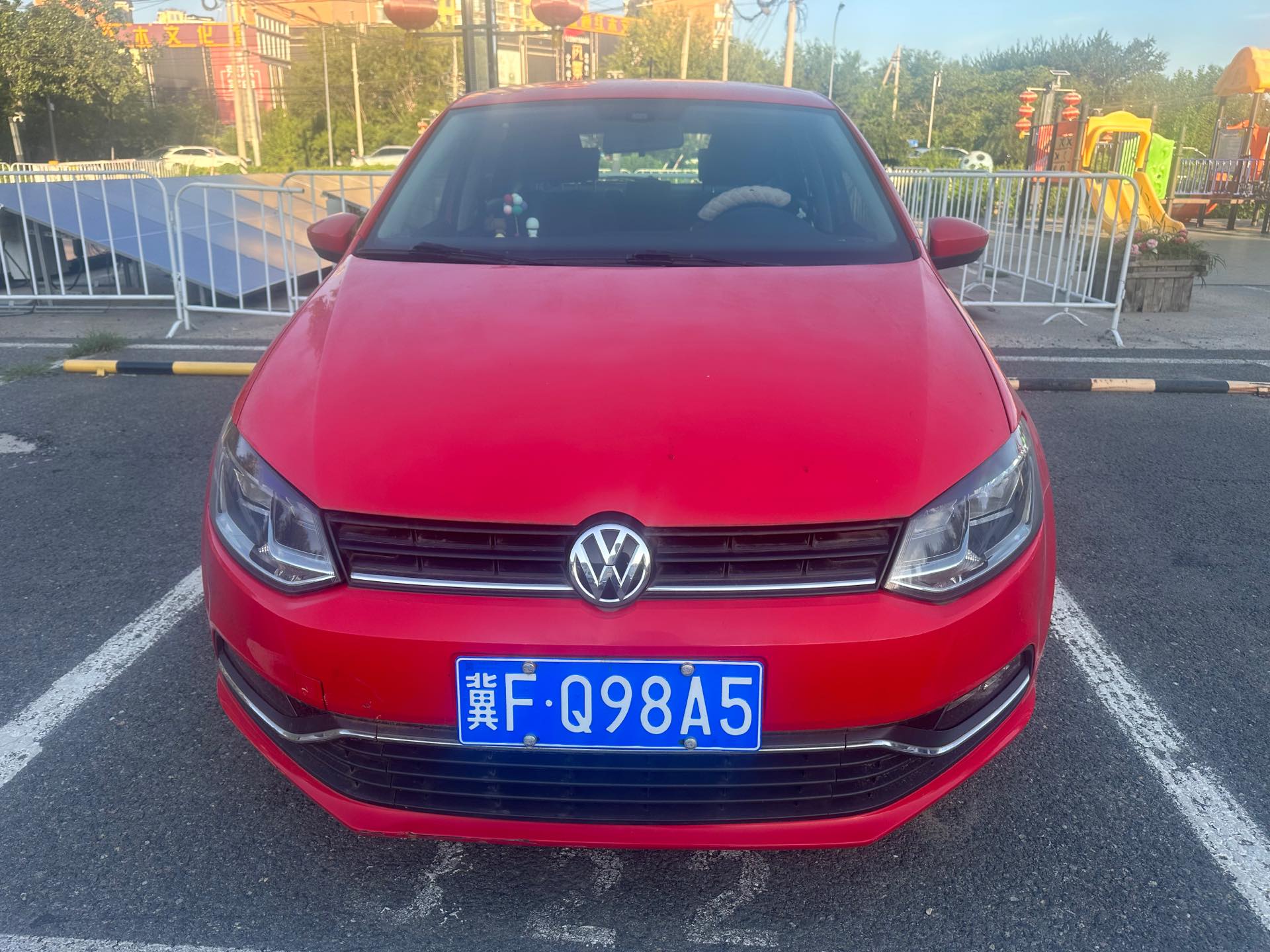 Volkswagen Polo 2015 صورة سيارة #2