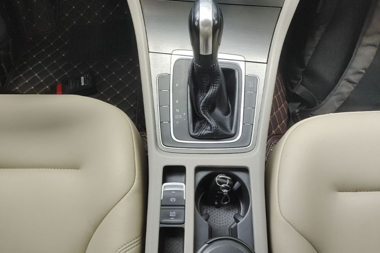 Volkswagen Golf 2015 #14 Volkswagen Golf 2015 car image #14