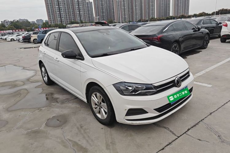 Volkswagen Polo 2021 car image #4