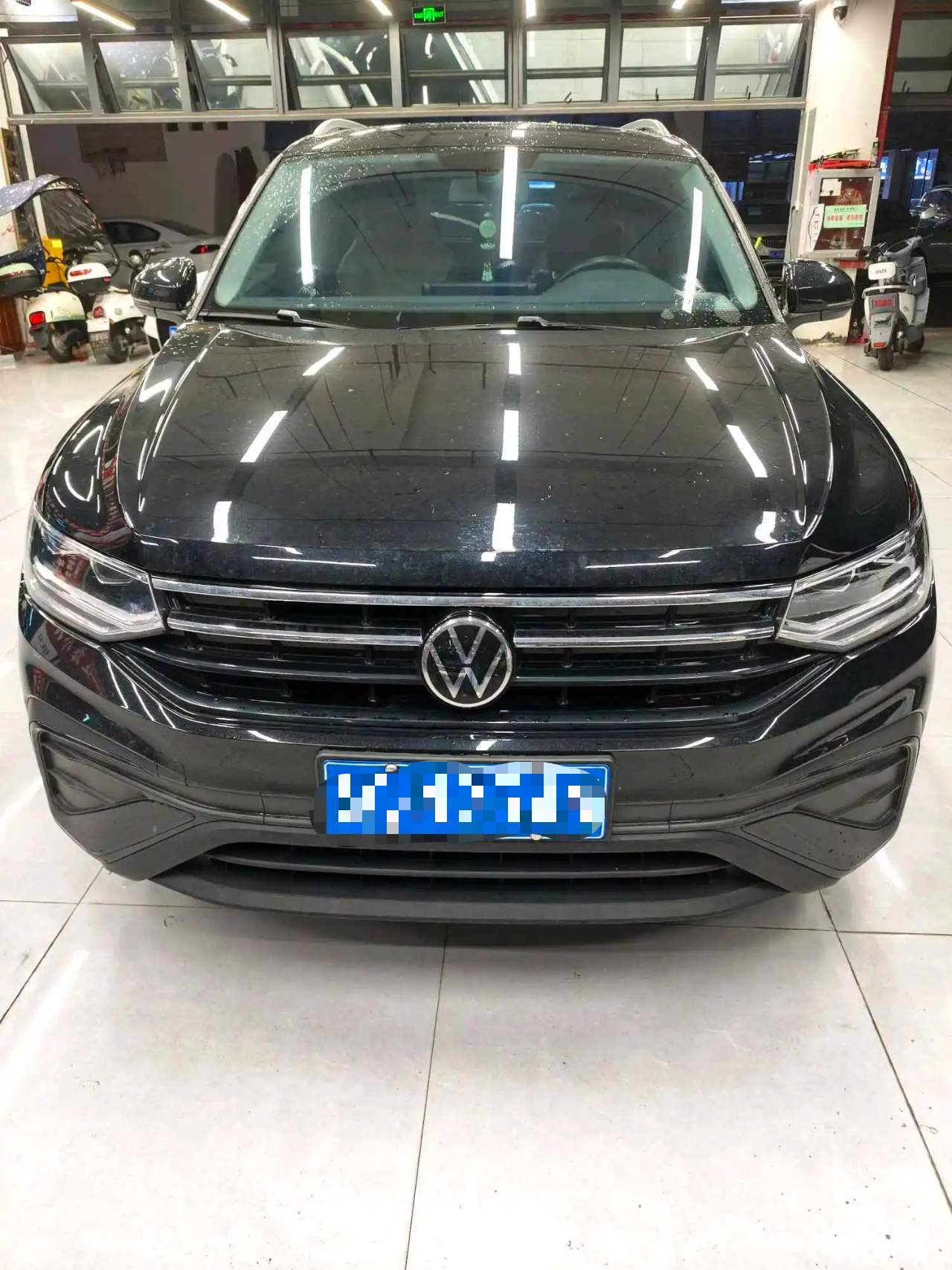 Volkswagen Tiguan L 2025 #2 Volkswagen Tiguan L 2025 изображение автомобиля #2