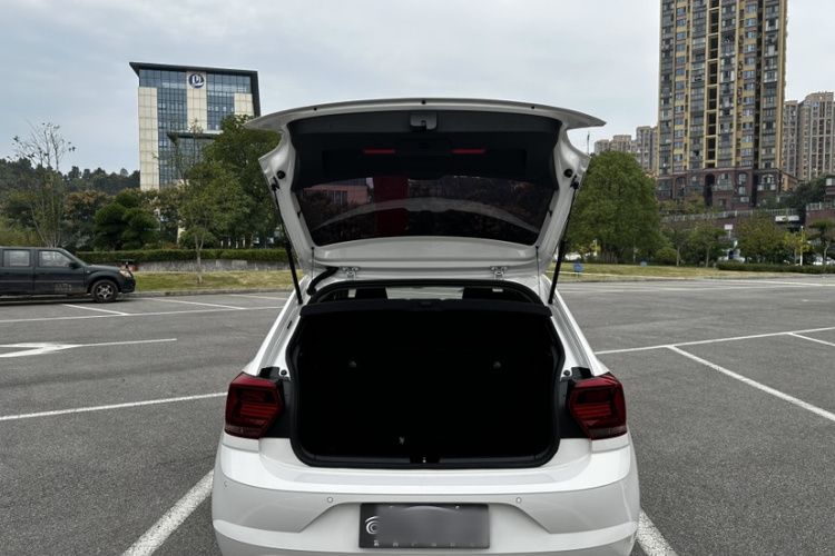 Volkswagen Polo 2020 #6 Volkswagen Polo 2020 صورة سيارة #6