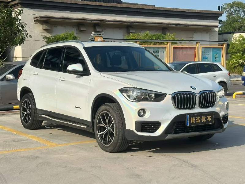 BMW X1 2018 BMW X1 2018 car image