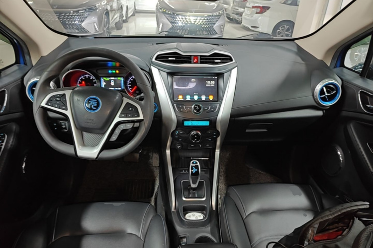 BYD Yuan New Energy 2019 #10 BYD Yuan New Energy 2019 car image #10