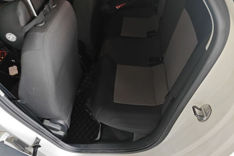 Volkswagen Polo 2019 #17 Volkswagen Polo 2019 car image #17