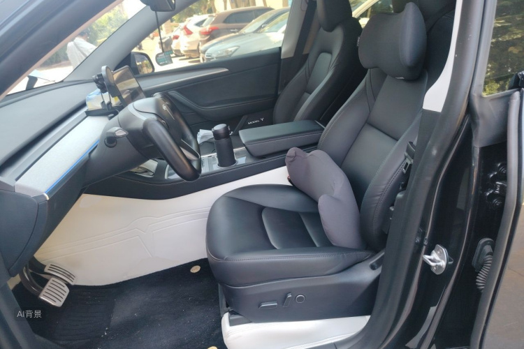 Tesla Model Y 2024 #17 Tesla Model Y 2024 car image #17