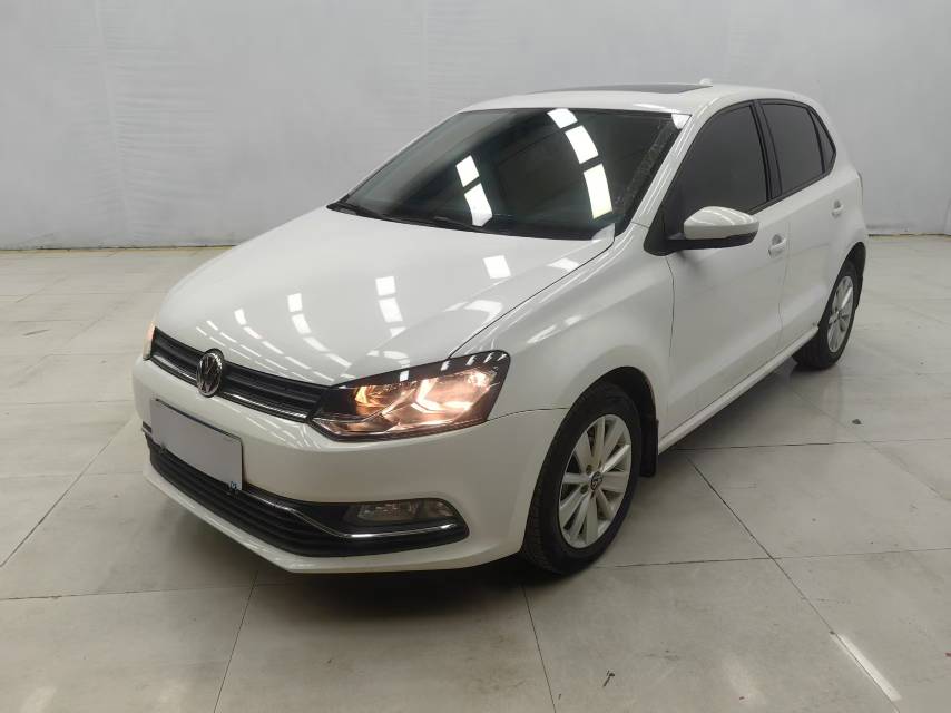 Volkswagen Polo 2018 car image 