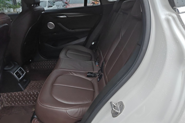 BMW X1 2017 #17 BMW X1 2017 car image #17