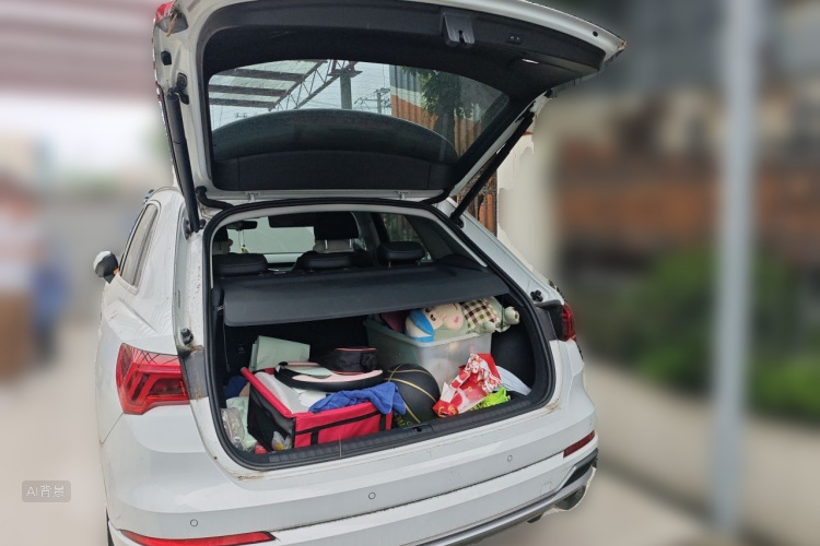 Audi Q3 2019 #21 Audi Q3 2019 car image #21