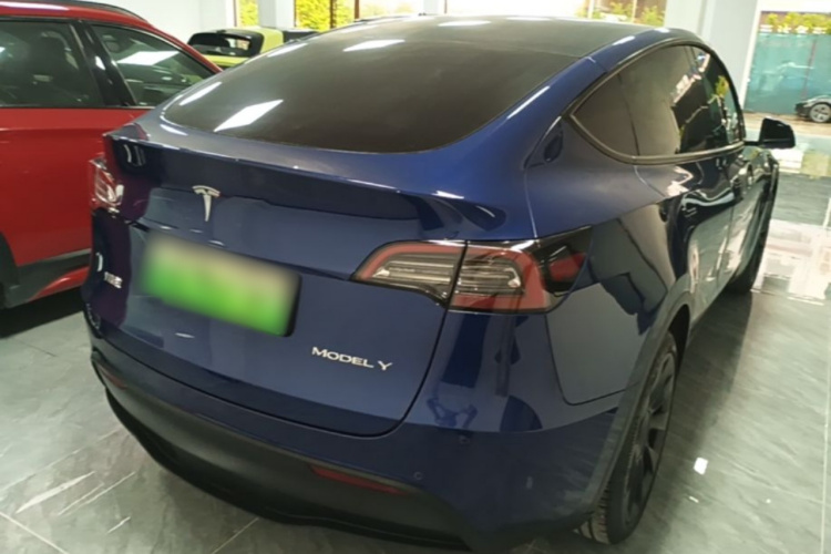 Tesla Model Y 2021 #7 Tesla Model Y 2021 car image #7