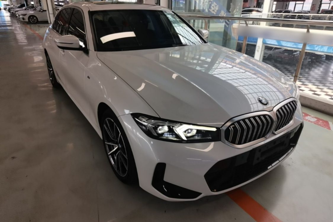 BMW 3 Series 2023 #2 BMW 3 Series 2023 car image #2