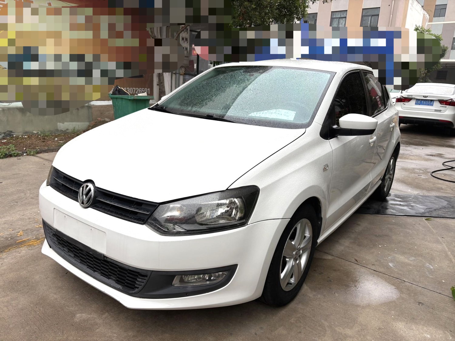 Volkswagen Polo 2011 Volkswagen Polo 2011 car image