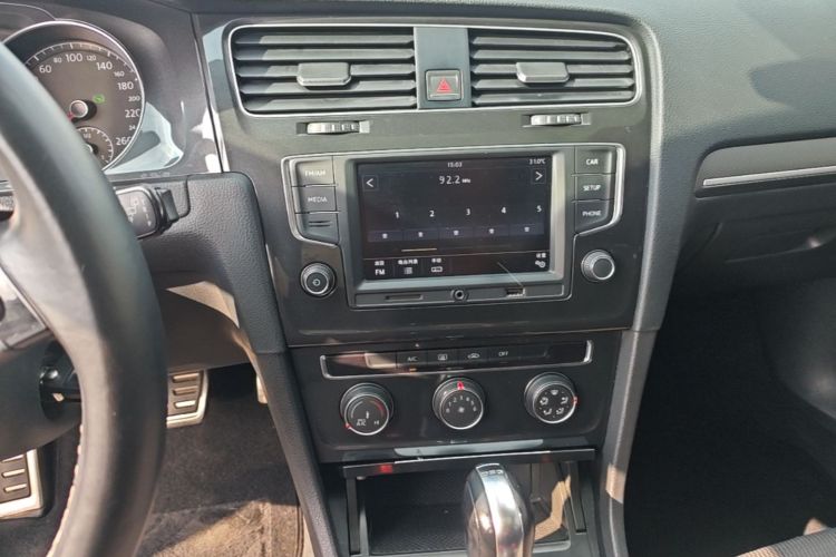 Volkswagen Golf 2017 #13 Volkswagen Golf 2017 car image #13