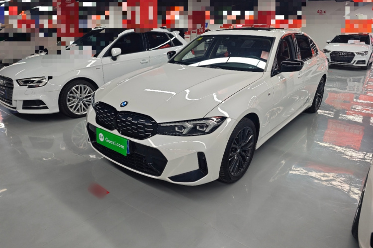 BMW 3 Series 2024 car image #2