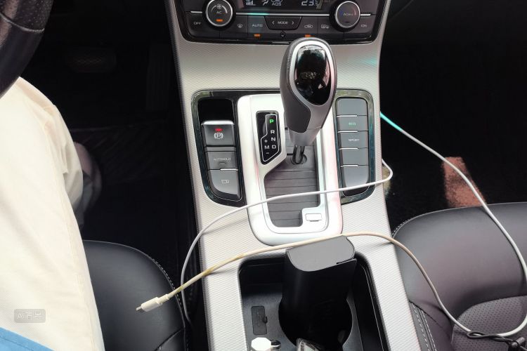 GEELY Emgrand GL 2018 car image #16