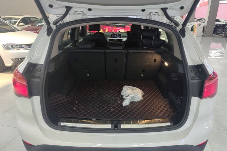 BMW X1 2018 car image #19