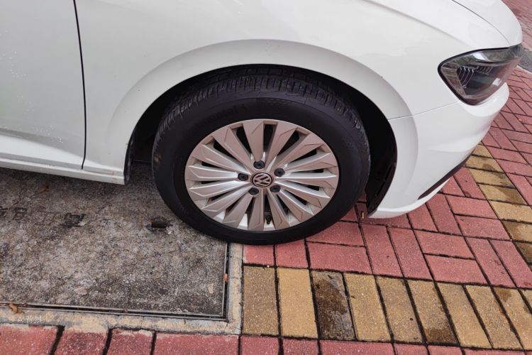 Volkswagen Lavida 2019 car image #9