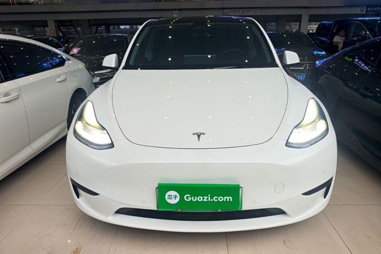 Tesla Model Y 2022 #3 Tesla Model Y 2022 immagine di auto #3