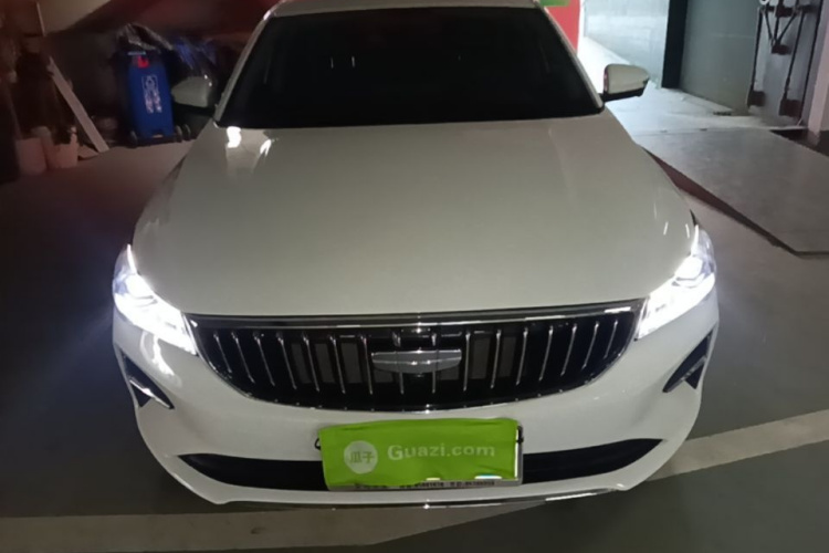 GEELY Emgrand 2024 car image #3