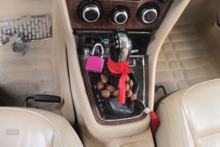 Volkswagen Lavida 2015 car image #16