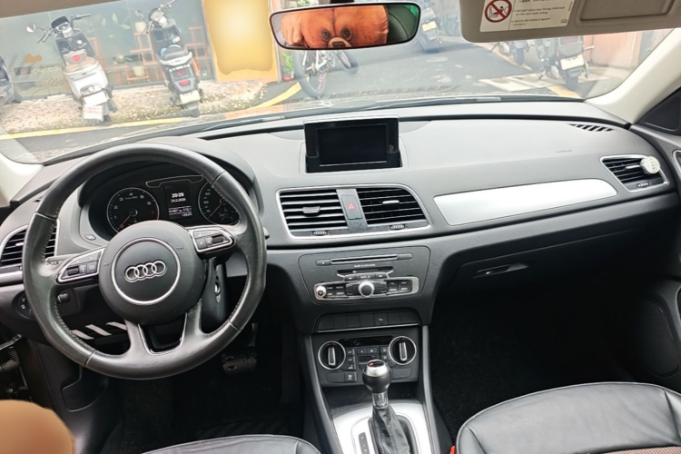 Audi Q3 2017 #10 Audi Q3 2017 car image #10