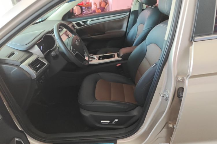GEELY Emgrand GL 2017 #15 GEELY Emgrand GL 2017 car image #15