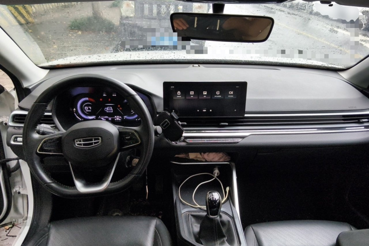 GEELY Emgrand 2022 car image #11