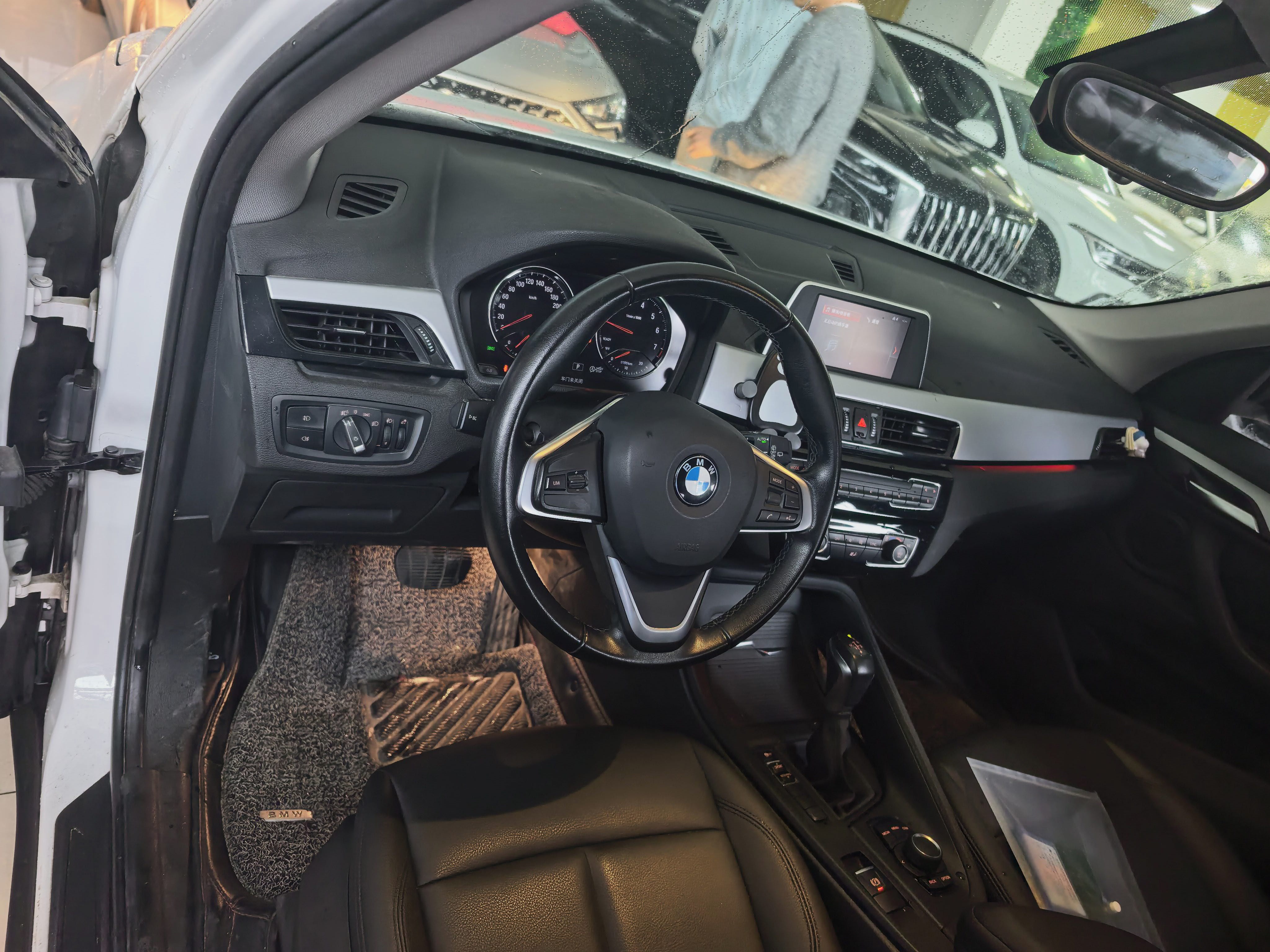 BMW X1 2018 #4 BMW X1 2018 car image #4