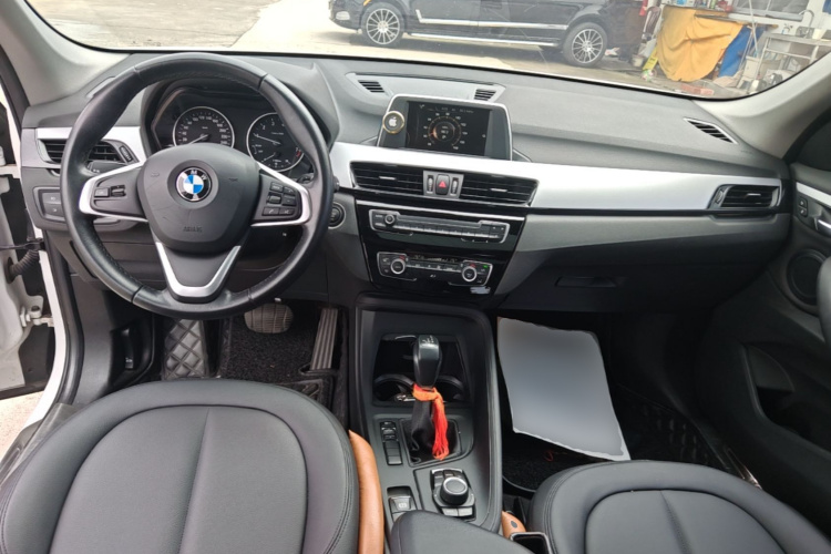 BMW X1 2016 #10 BMW X1 2016 car image #10