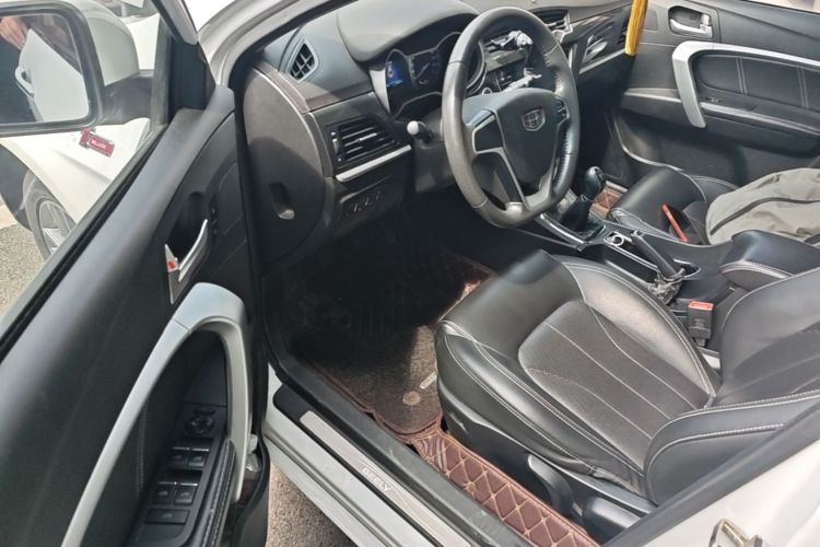 GEELY Emgrand 2017 car image #18