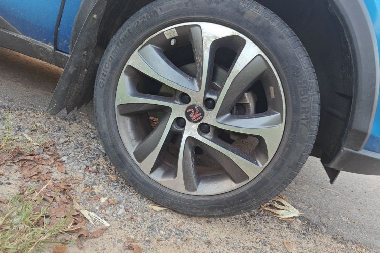 BYD Yuan 2017 #9 BYD Yuan 2017 car image #9