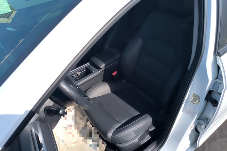 GEELY Emgrand 2021 #15 GEELY Emgrand 2021 car image #15