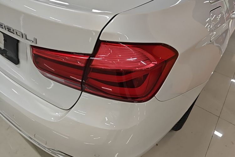 BMW 3 Series 2016 car image #8
