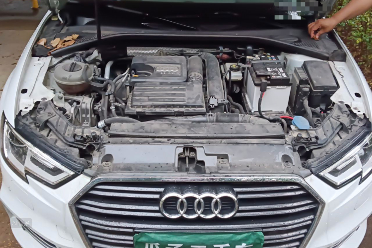 Audi A3 2018 car image #22