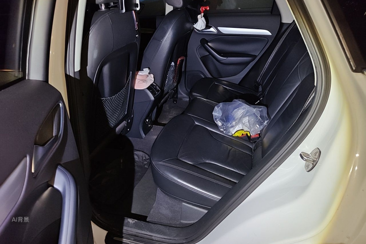 Audi Q3 2017 #19 Audi Q3 2017 car image #19
